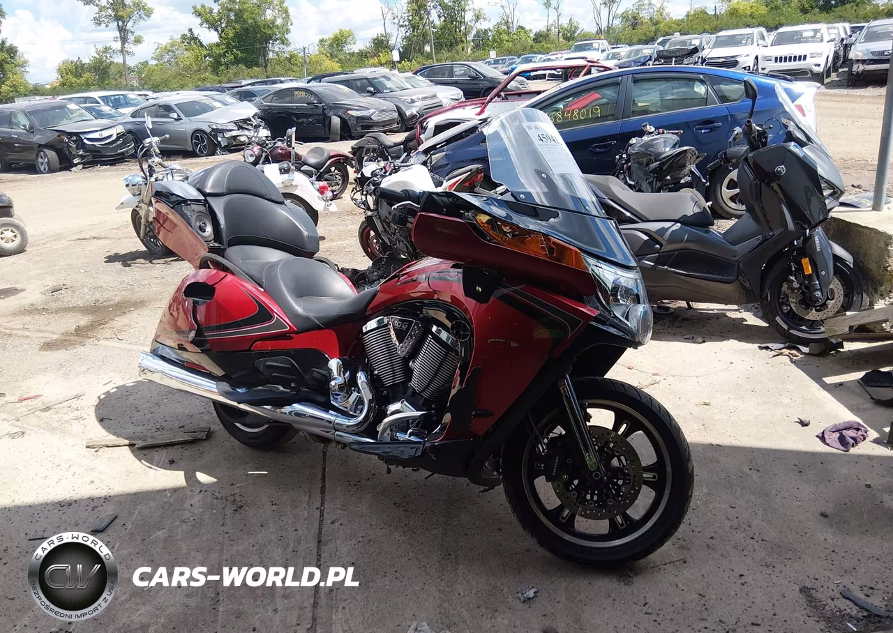 2012 Victory Motorcycles Vision Tour – zdjęcie 1 z 13