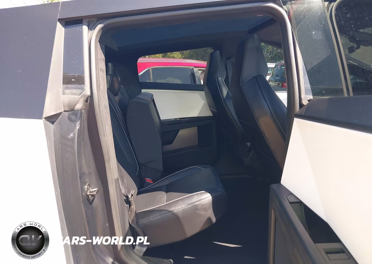 2024 Tesla Cybertruck All-Wheel Drive VIN:7G2CEHED1RA035678 - 8