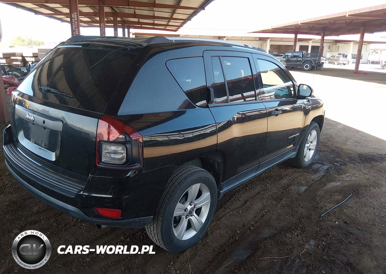2015 Jeep Compass Sport VIN:1C4NJCBB9FD431456 - 4