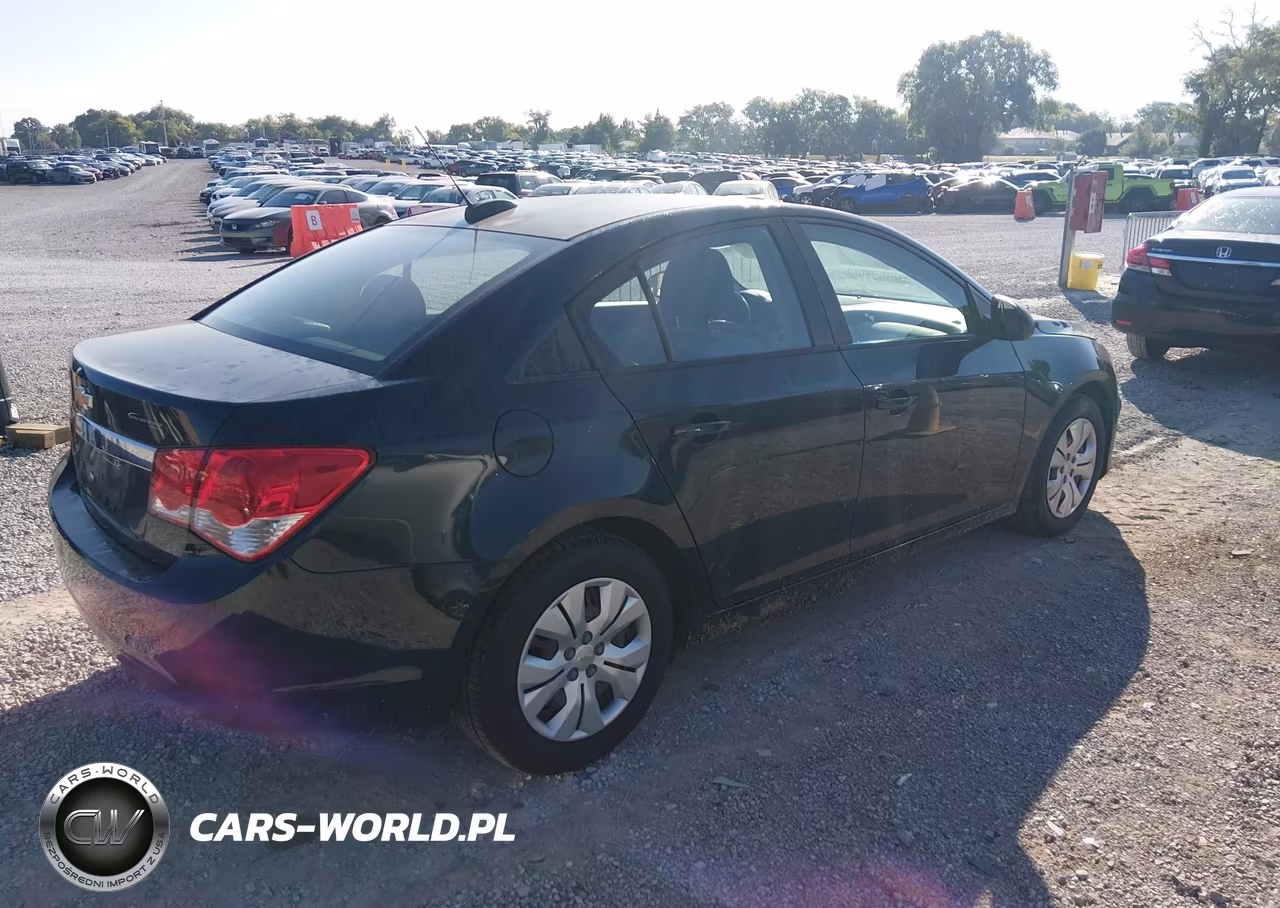 2016 Chevrolet Cruze Limited Ls VIN:1G1PC5SH3G7176220 - 4