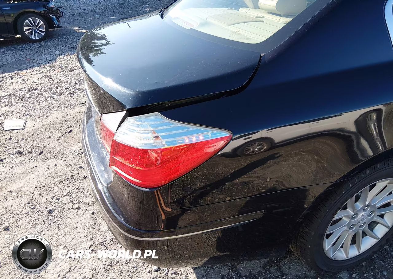 2010 Hyundai Genesis 3.8 VIN:KMHGC4DE8AU074484 - 13