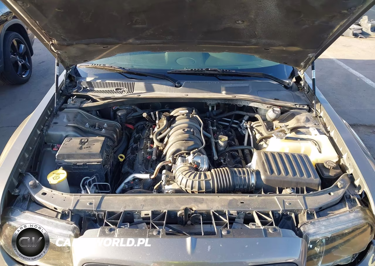 2008 Chrysler 300C Hemi VIN:2C3LA63H18H249904 - 10