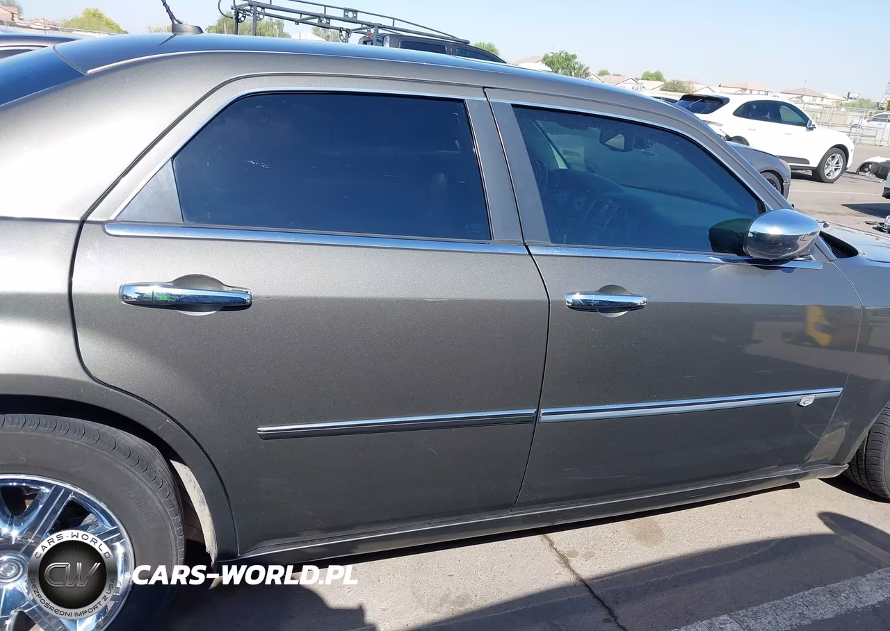 2008 Chrysler 300C Hemi VIN:2C3LA63H18H249904 - 13