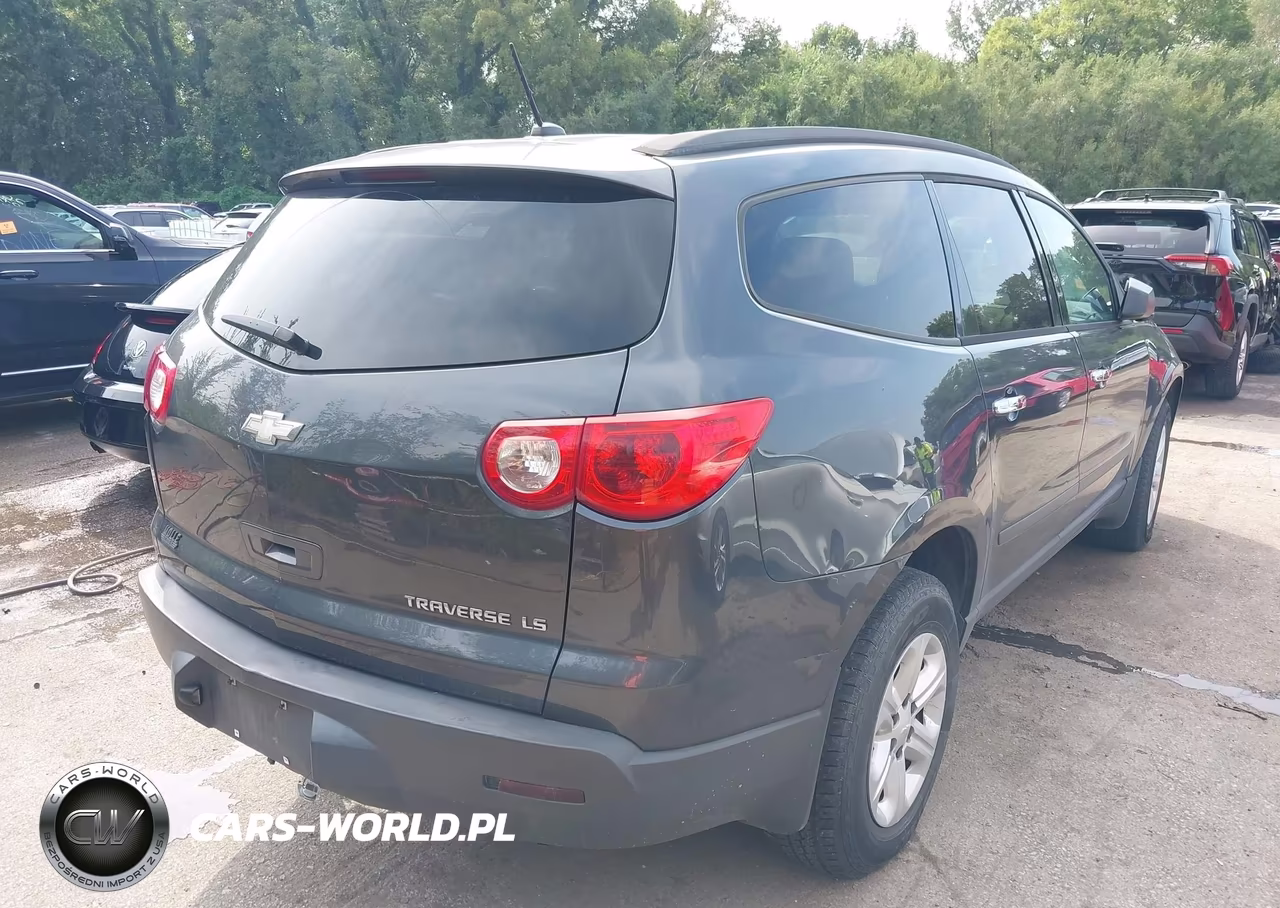 2011 Chevrolet Traverse Ls VIN:1GNKRFED4BJ323260 - 4