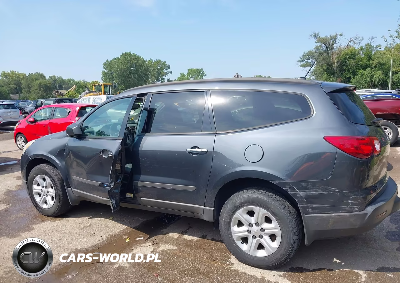 2011 Chevrolet Traverse Ls VIN:1GNKRFED4BJ323260 - 6