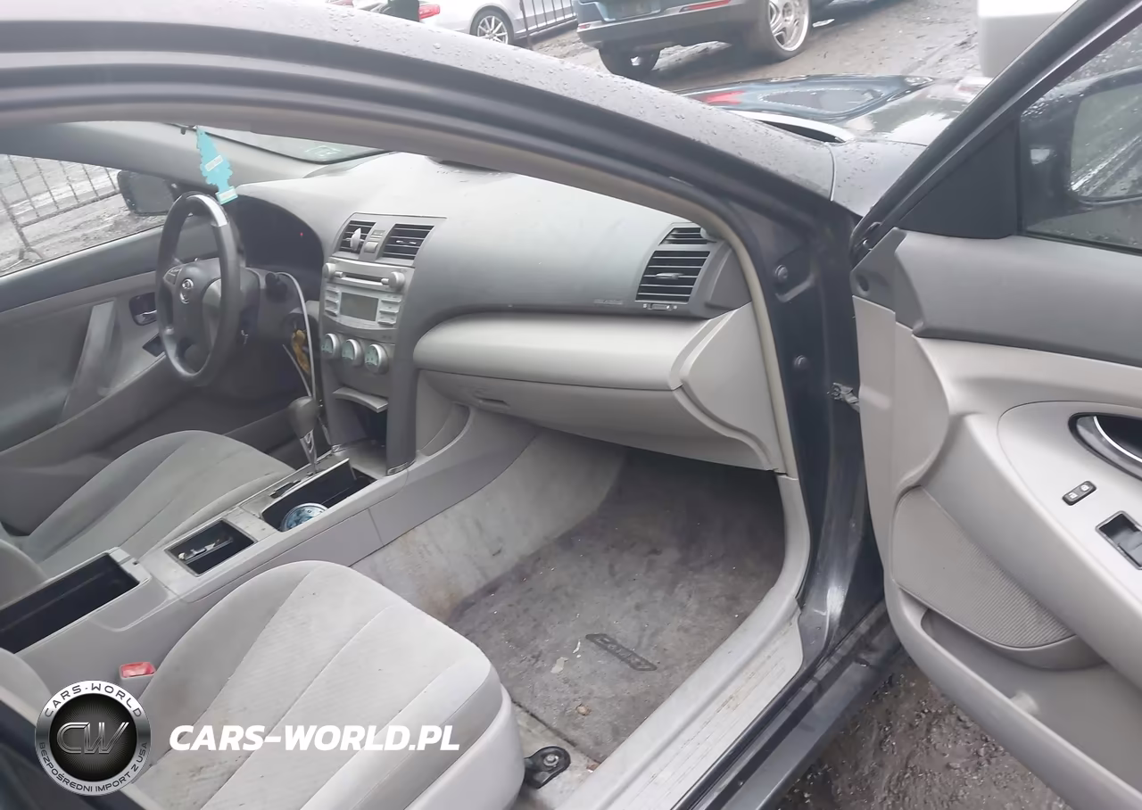 2009 Toyota Camry Le VIN:4T1BE46K39U318819 - 5