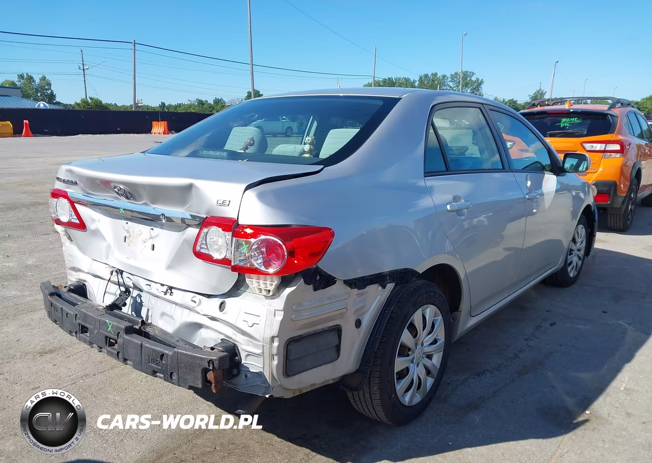 2012 Toyota Corolla Le VIN:2T1BU4EE2CC792297 - 4