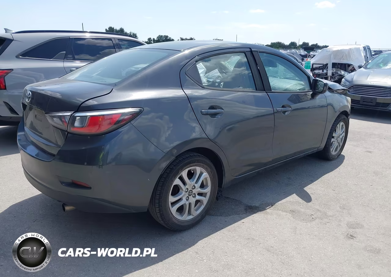 2018 Toyota Yaris Ia VIN:3MYDLBYV6JY321540 - 4