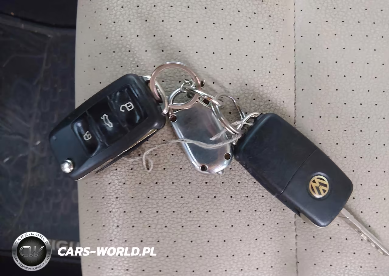2012 Volkswagen Tiguan Le VIN:WVGAV7AX3CW568640 - 11