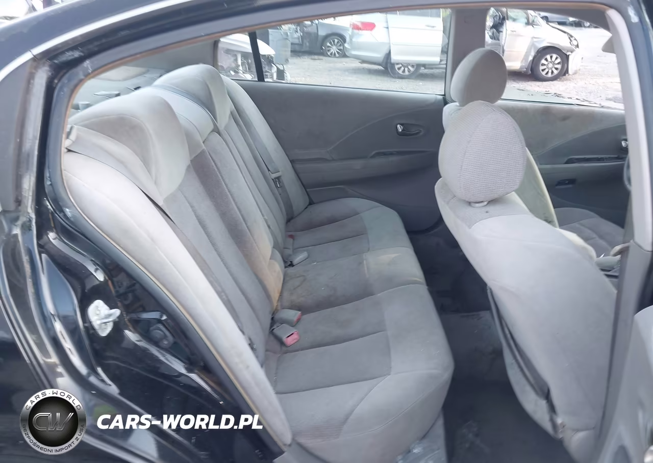 2004 Nissan Altima 2.5 S VIN:1N4AL11D84C177196 - 8