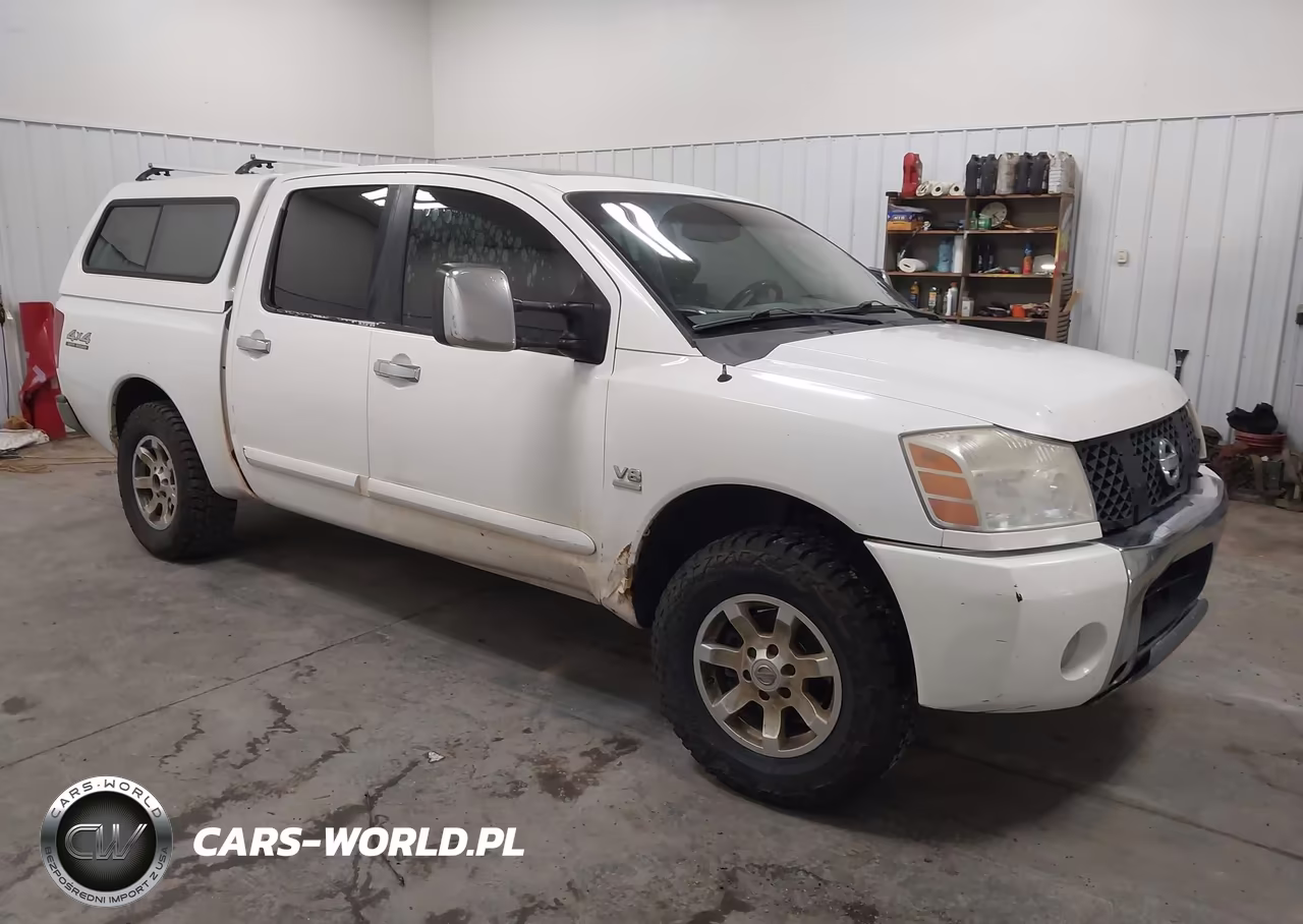 2004 Nissan Titan Le