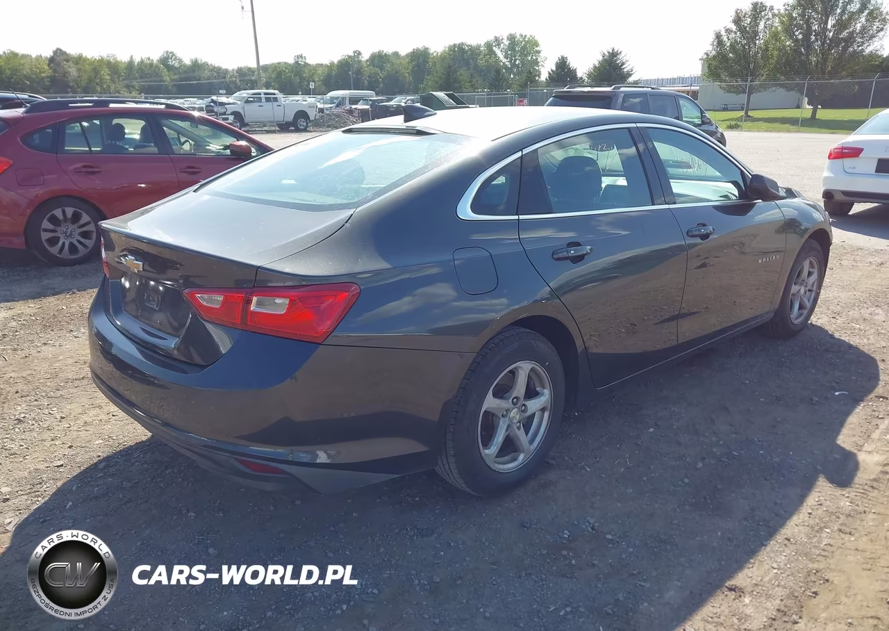 2017 Chevrolet Malibu Ls VIN:1G1ZB5ST6HF289005 - 4