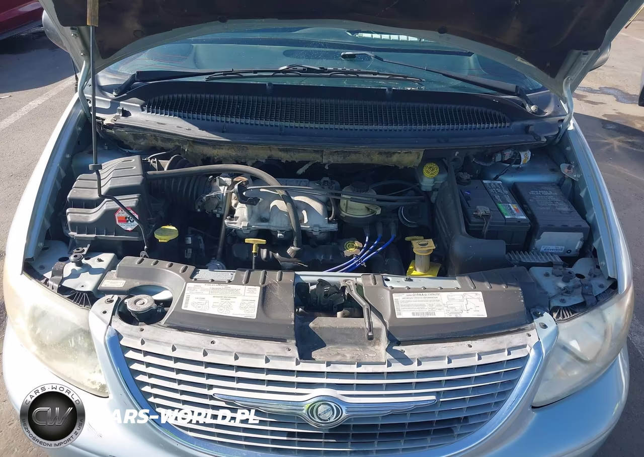 2001 Chrysler Town & Country Limited VIN:2C8GP64L01R309653 - 10