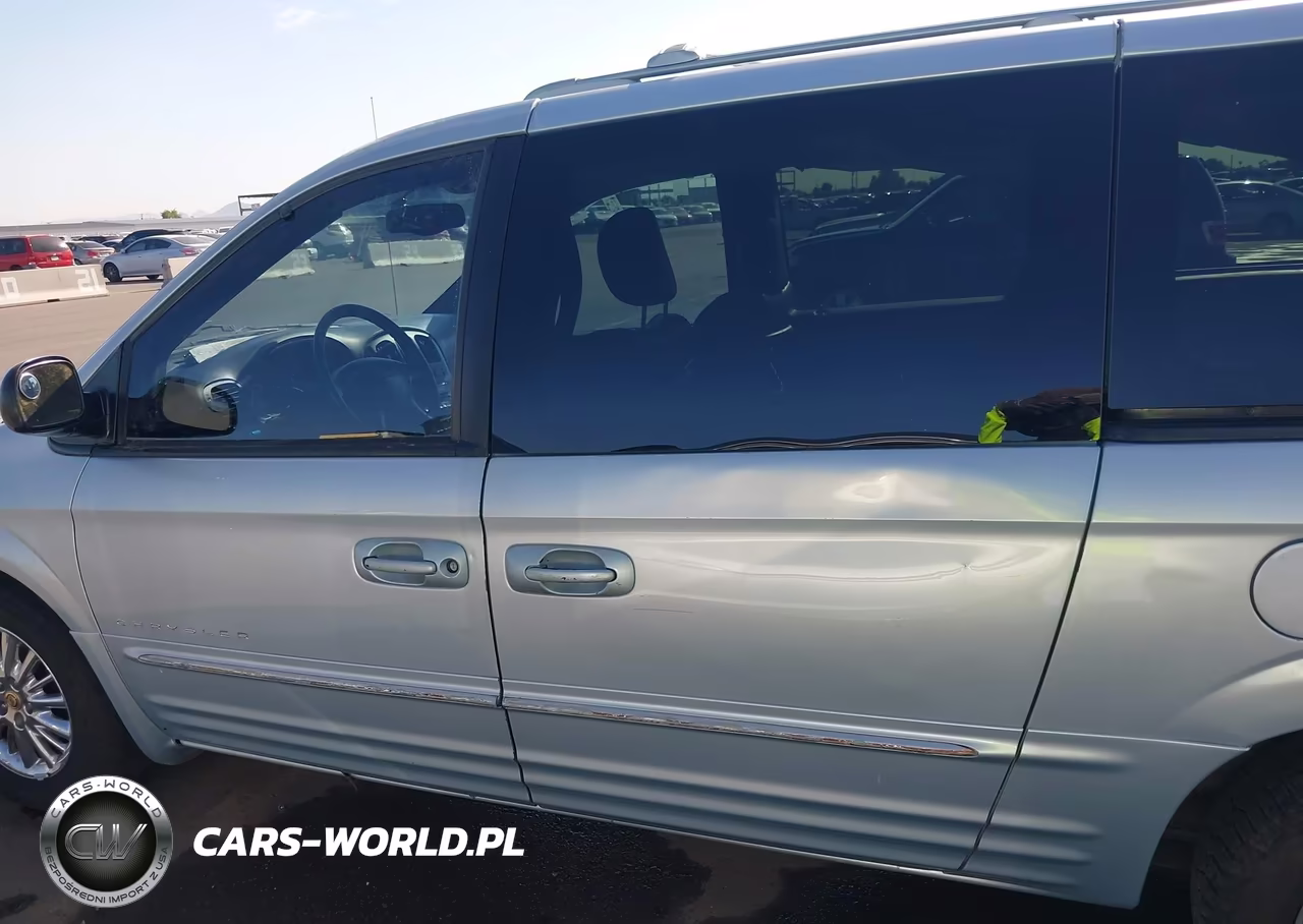 2001 Chrysler Town & Country Limited VIN:2C8GP64L01R309653 - 15