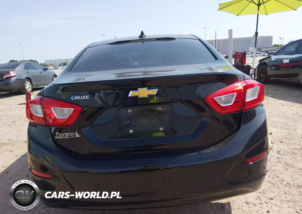 2018 Chevrolet Cruze Ls VIN:1G1BC5SM5J7102814 - 16