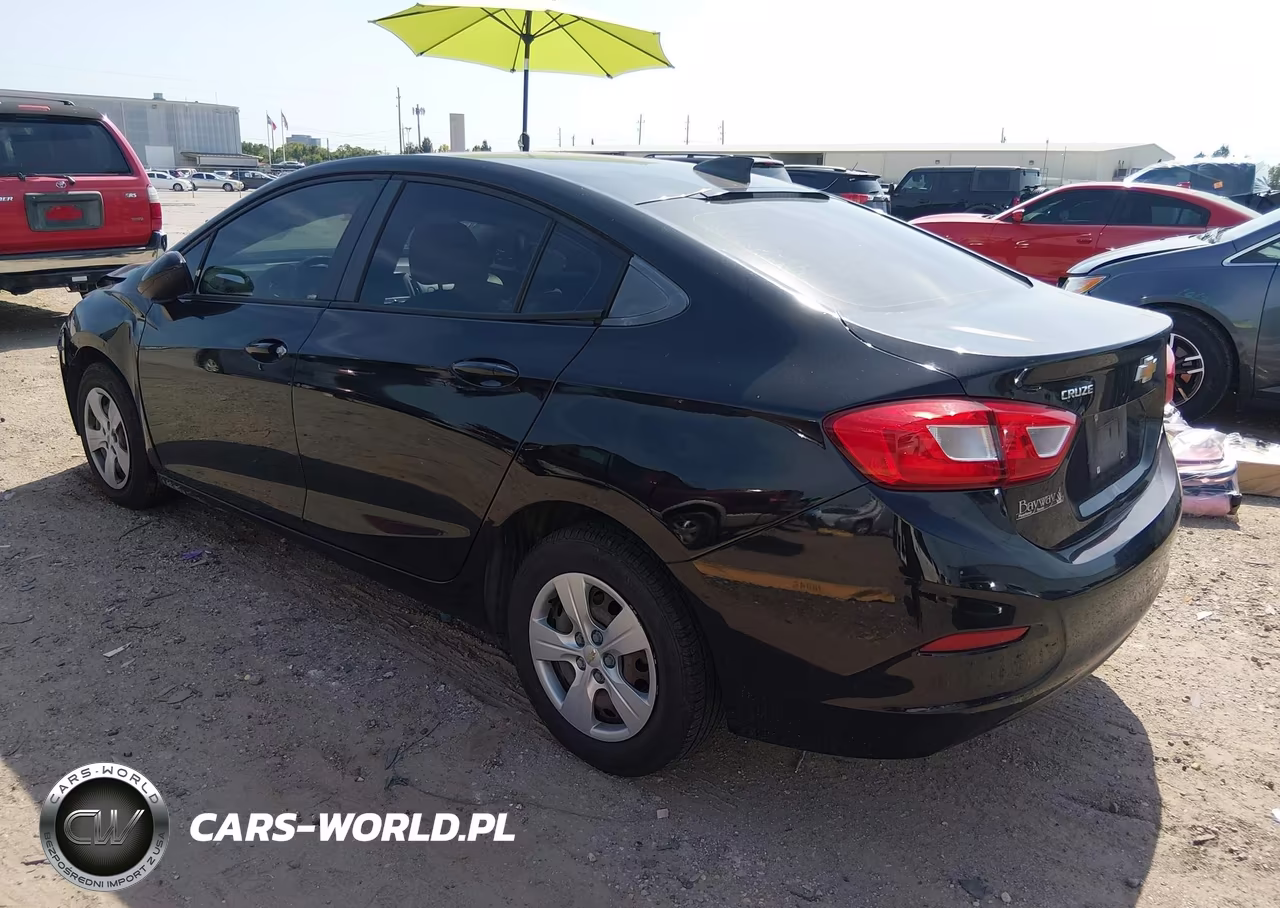 2018 Chevrolet Cruze Ls VIN:1G1BC5SM5J7102814 - 3