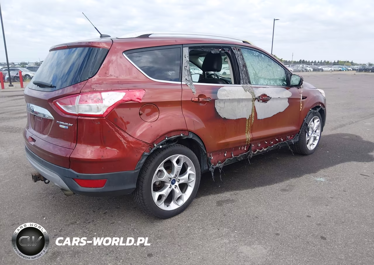 2016 Ford Escape Titanium VIN:1FMCU9J92GUB99215 - 4