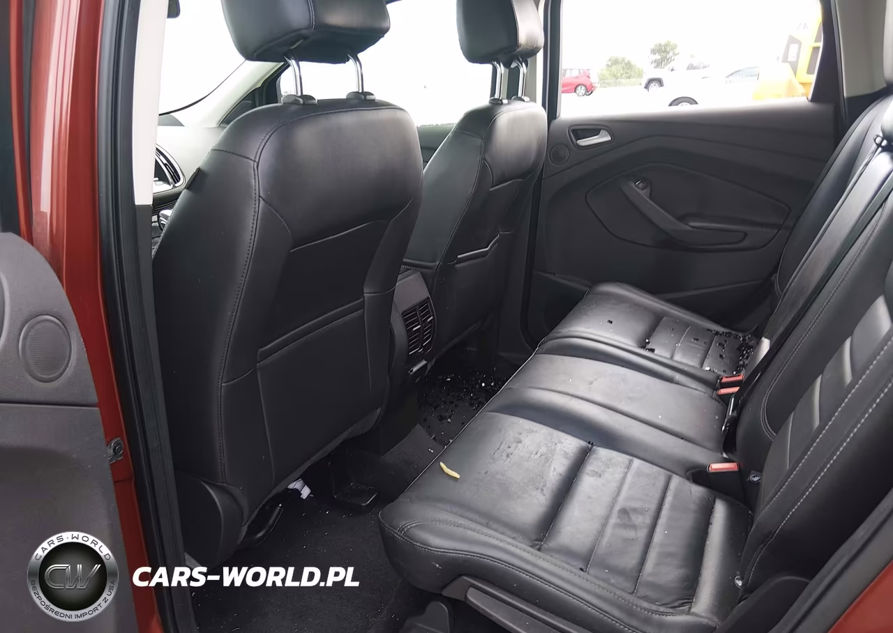 2016 Ford Escape Titanium VIN:1FMCU9J92GUB99215 - 8