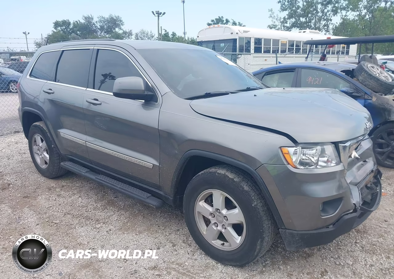 2013 Jeep Grand Cherokee Laredo – zdjęcie 1 z 16