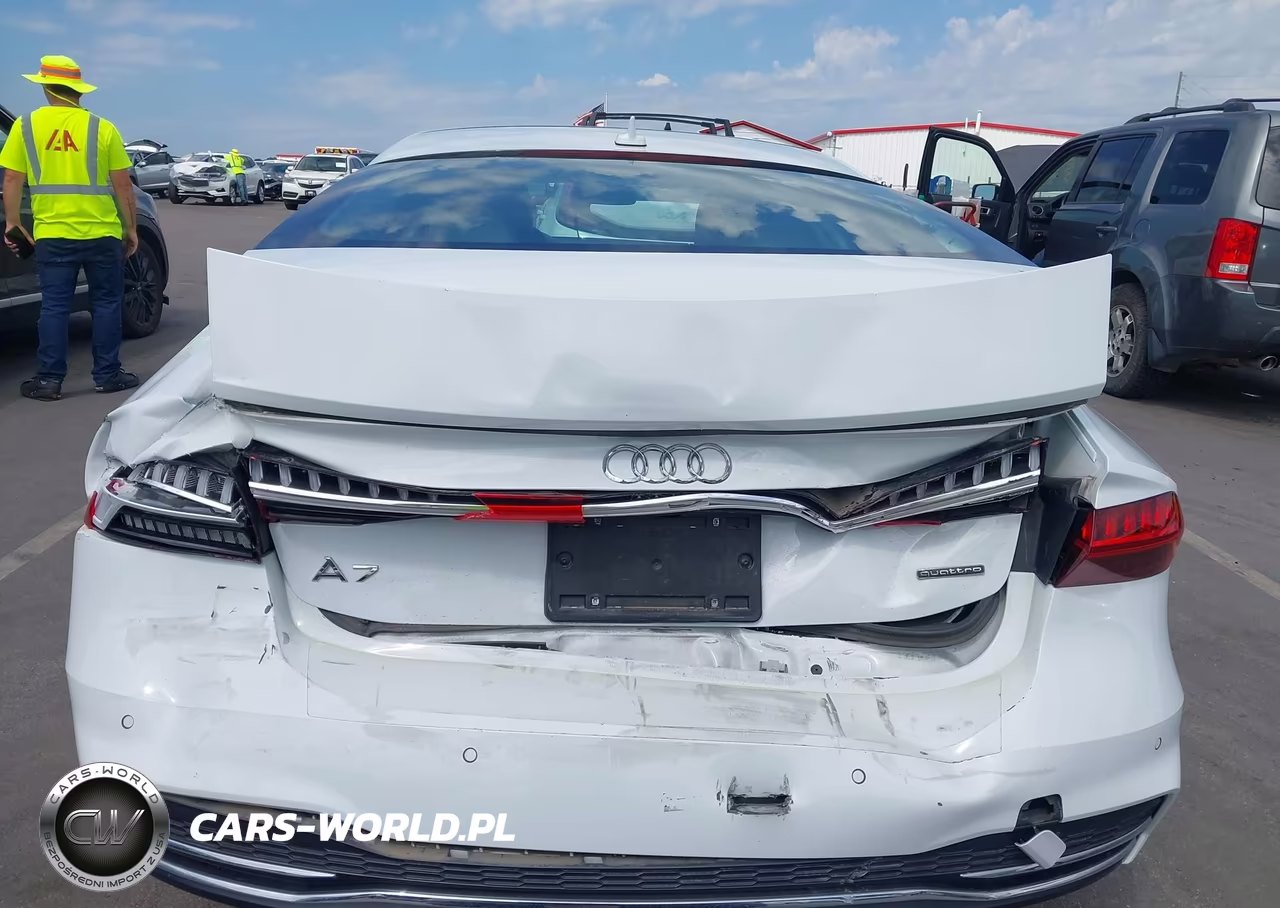 2019 Audi A7 55 Premium VIN:WAUV2AF25KN088853 - 16