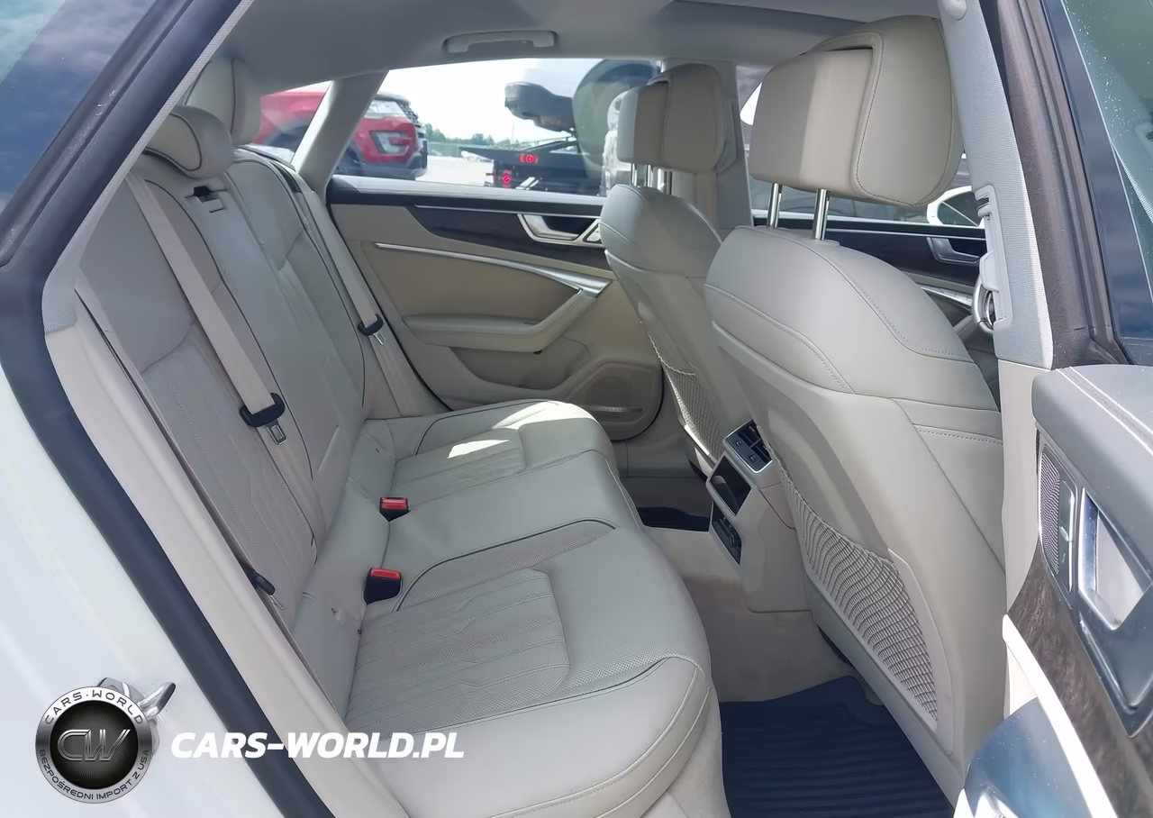 2019 Audi A7 55 Premium VIN:WAUV2AF25KN088853 - 8