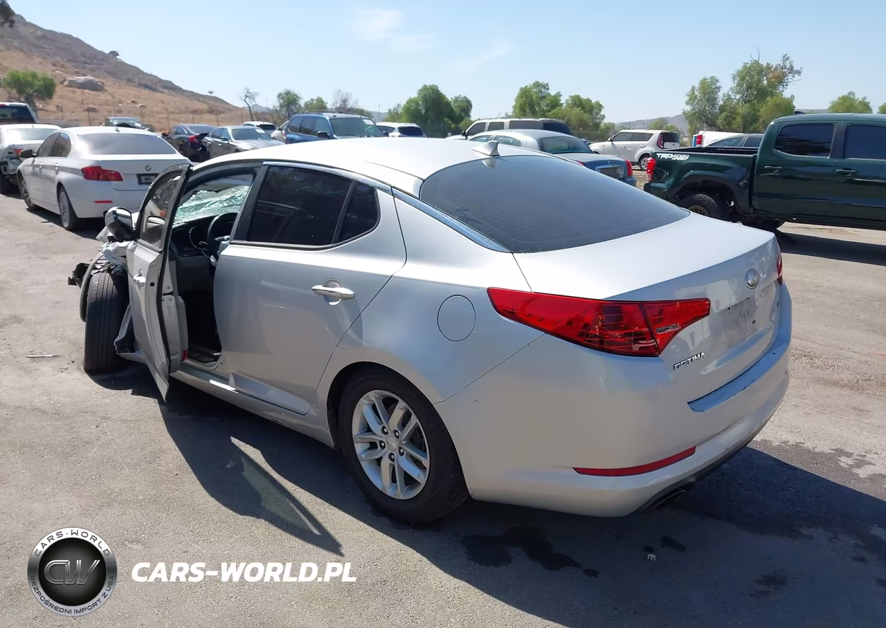 2013 Kia Optima Lx VIN:5XXGM4A7XDG221762 - 3