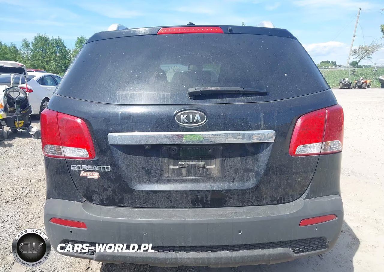 2011 Kia Sorento Lx VIN:5XYKTDA11BG159931 - 16