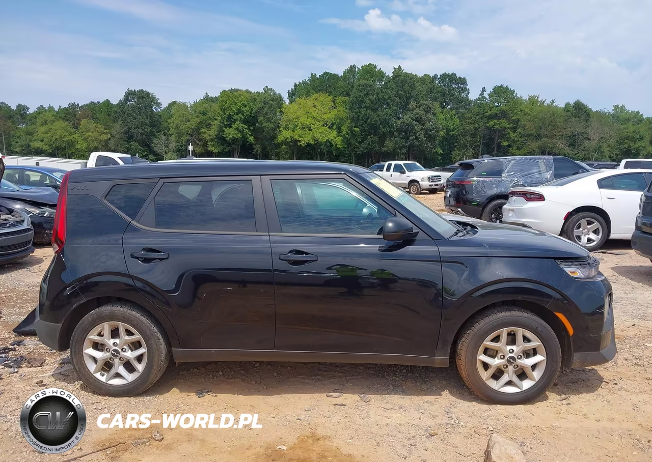 2022 Kia Soul Lx VIN:KNDJ23AU8N7158974 - 13