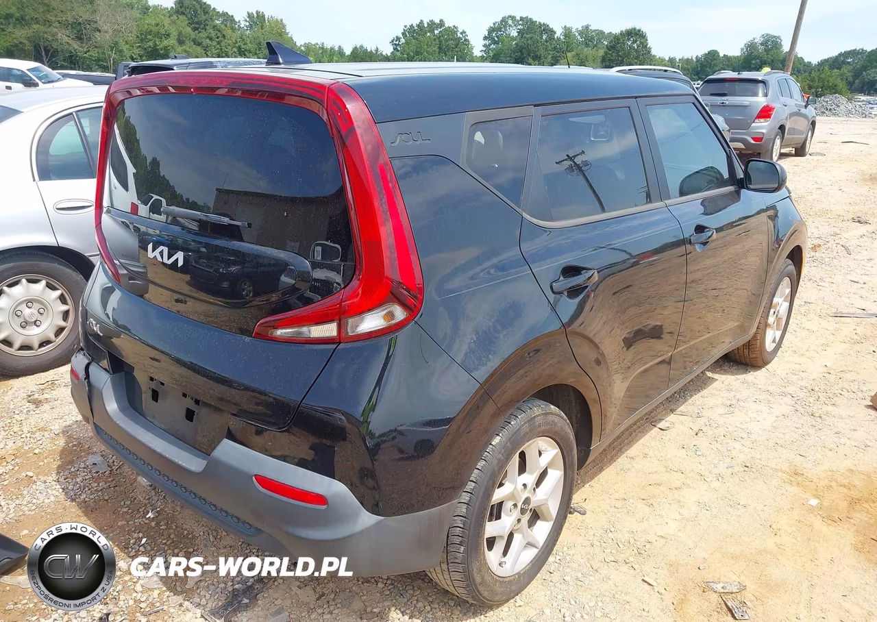 2022 Kia Soul Lx VIN:KNDJ23AU8N7158974 - 4