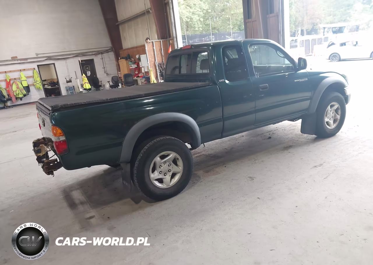 2001 Toyota Tacoma Base V6 VIN:5TEWN72NX1Z724597 - 4