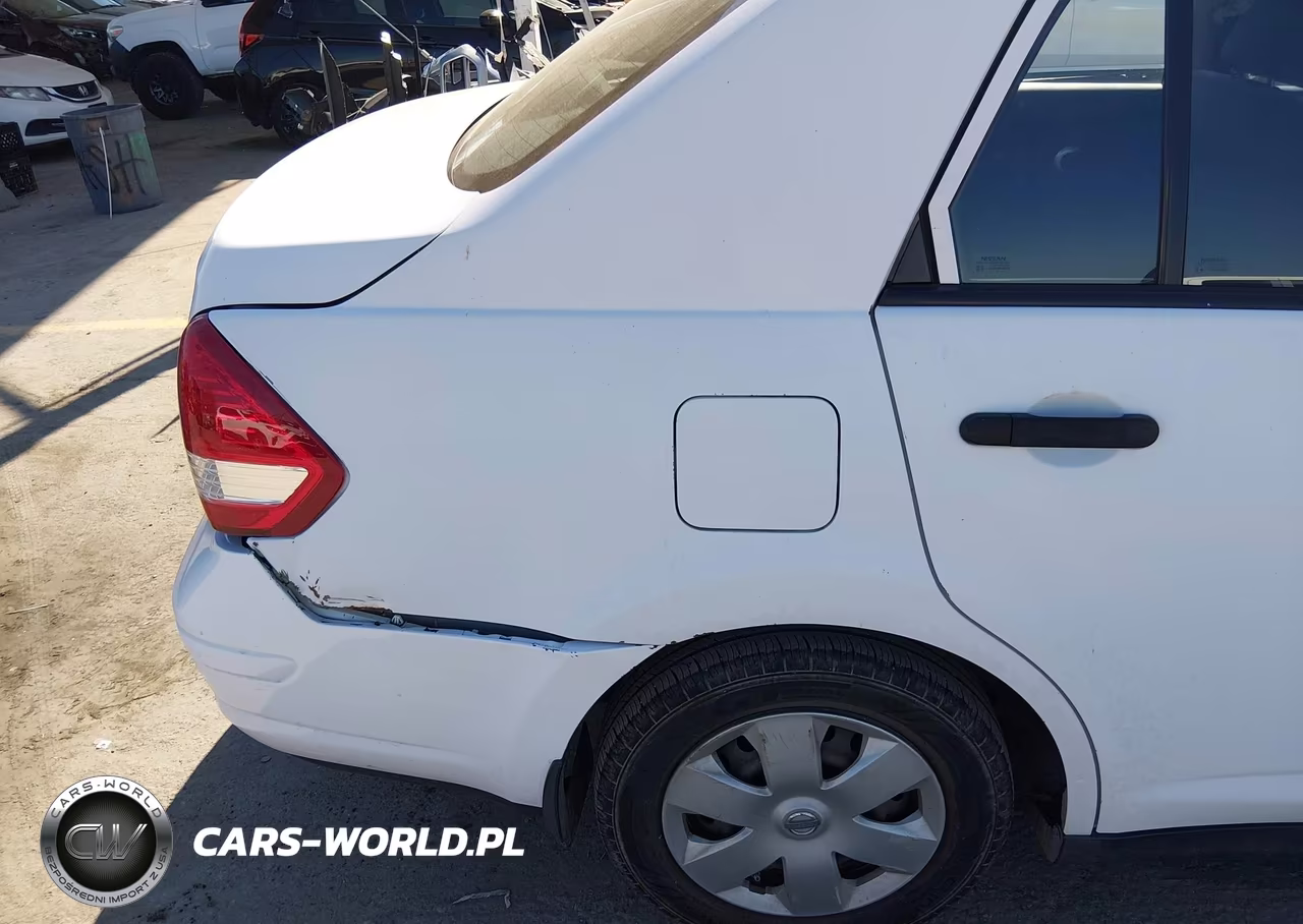 2011 Nissan Versa 1.6 VIN:3N1CC1AP6BL421476 - 16