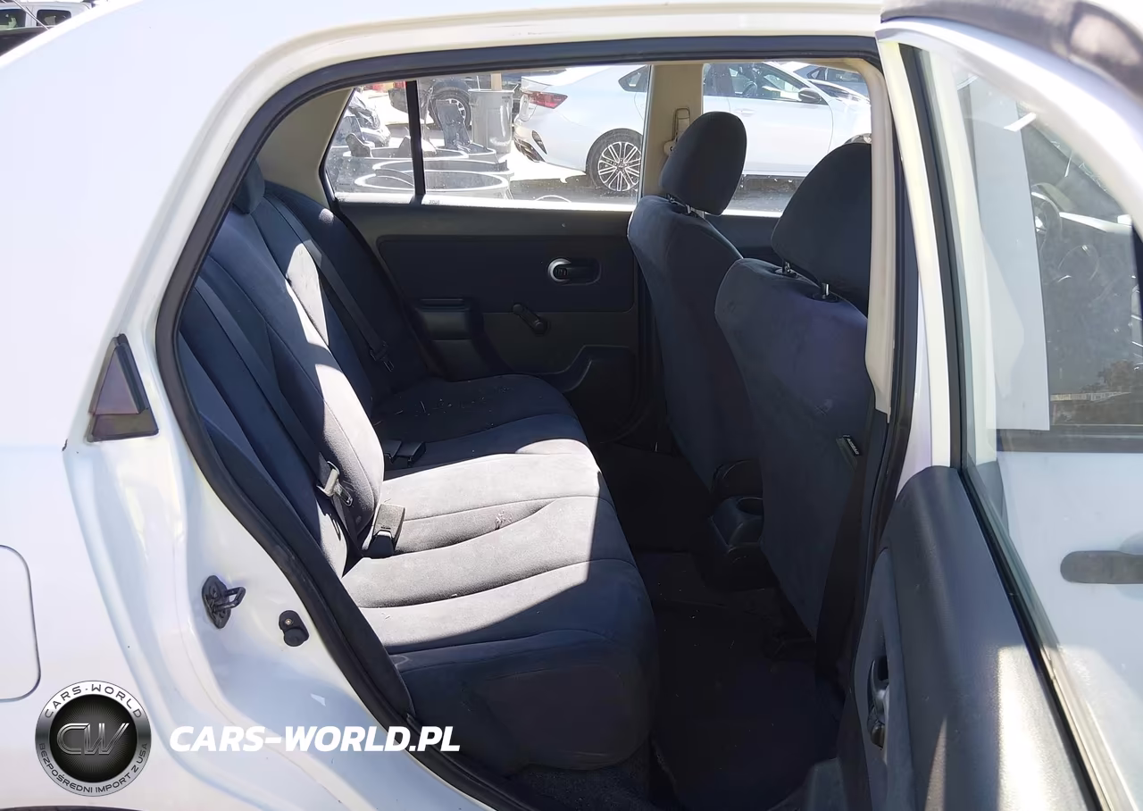 2011 Nissan Versa 1.6 VIN:3N1CC1AP6BL421476 - 8
