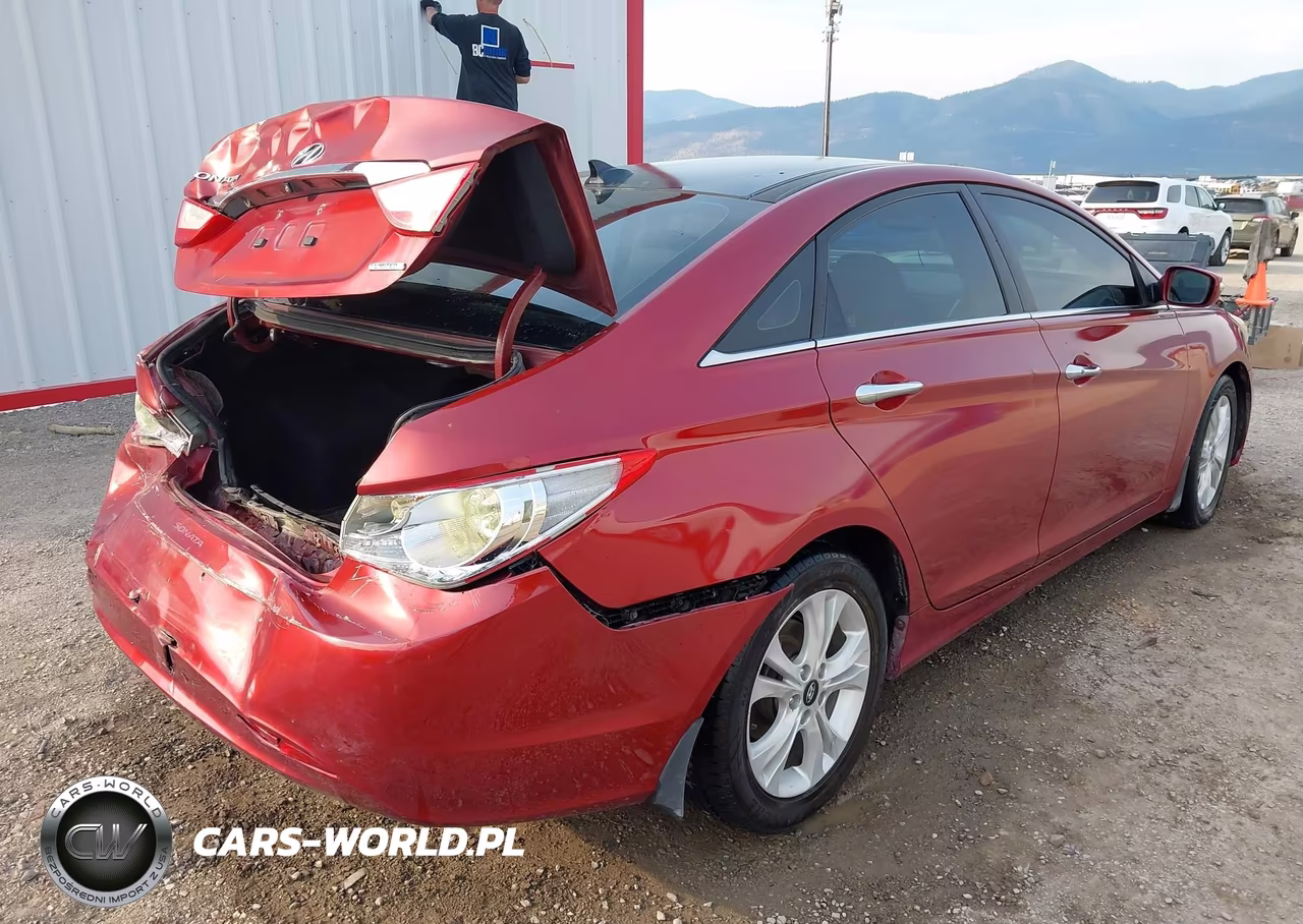 2013 Hyundai Sonata Limited VIN:5NPEC4AC7DH546901 - 4