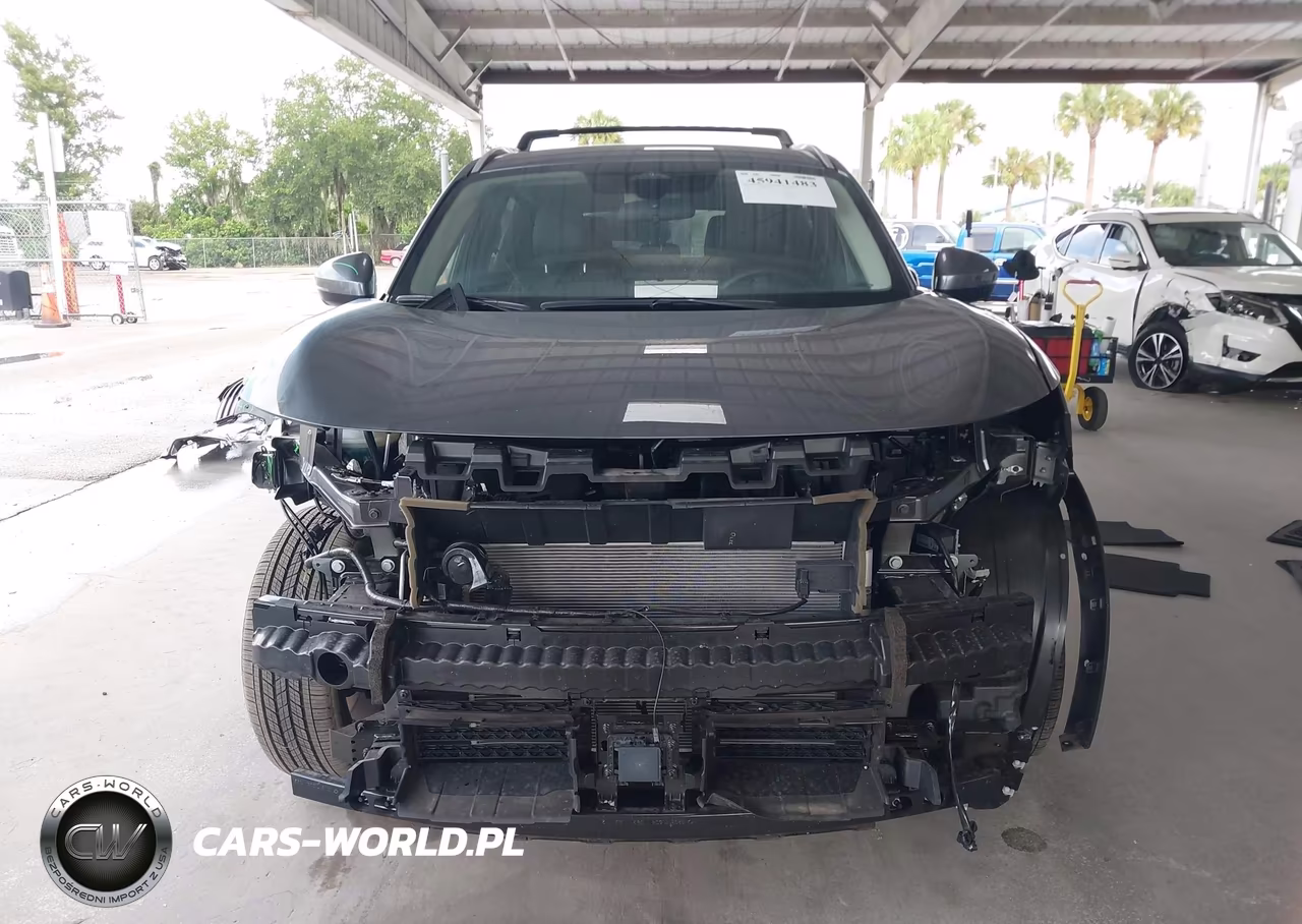 2025 Nissan Kicks Sr Fwd VIN:3N8AP6DA6SL408096 - 13