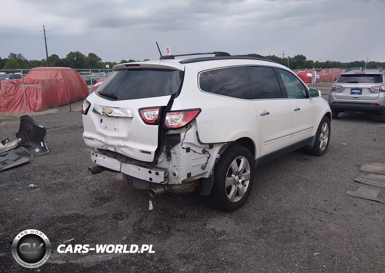 2017 Chevrolet Traverse Premier VIN:1GNKRJKD3HJ102426 - 4