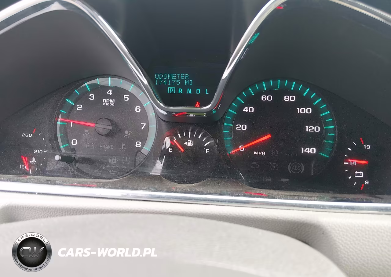 2017 Chevrolet Traverse Premier VIN:1GNKRJKD3HJ102426 - 7