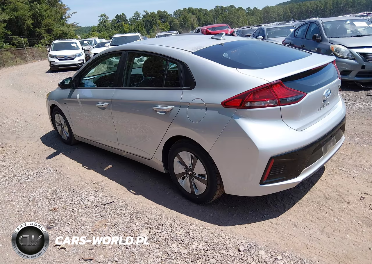 2018 Hyundai Ioniq Hybrid Blue VIN:KMHC65LC4JU075580 - 3