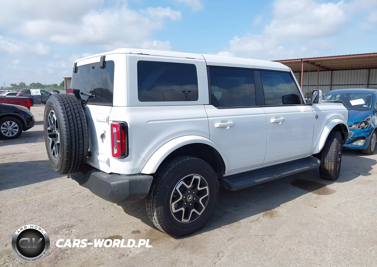 2025 Ford Bronco Outer Banks VIN:1FMDE8BH5SLB06929 - 4