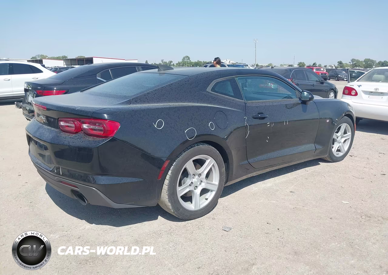 2020 Chevrolet Camaro Rwd 1Lt VIN:1G1FB1RX8L0101018 - 4