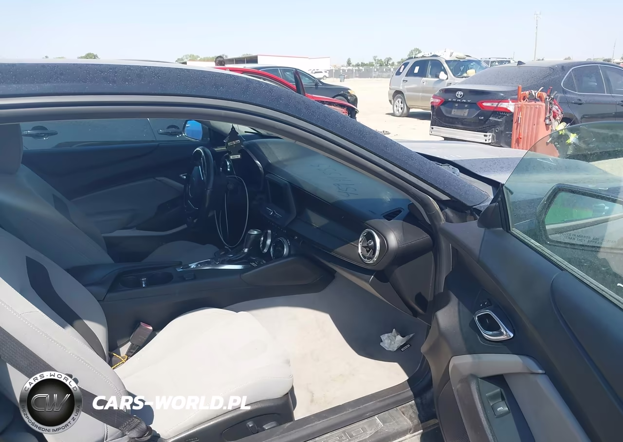 2020 Chevrolet Camaro Rwd 1Lt VIN:1G1FB1RX8L0101018 - 5