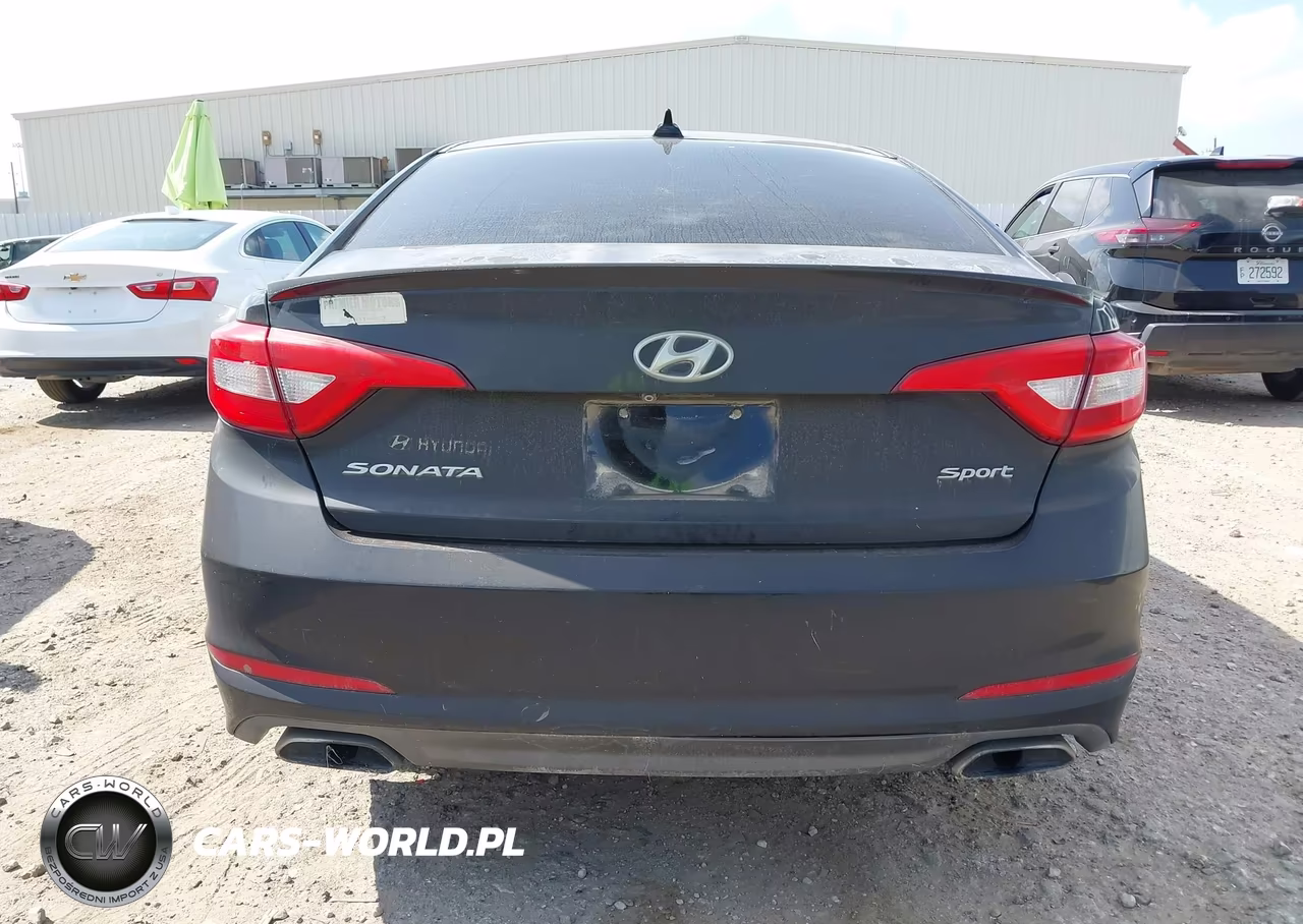 2016 Hyundai Sonata Sport VIN:5NPE34AF5GH374527 - 16