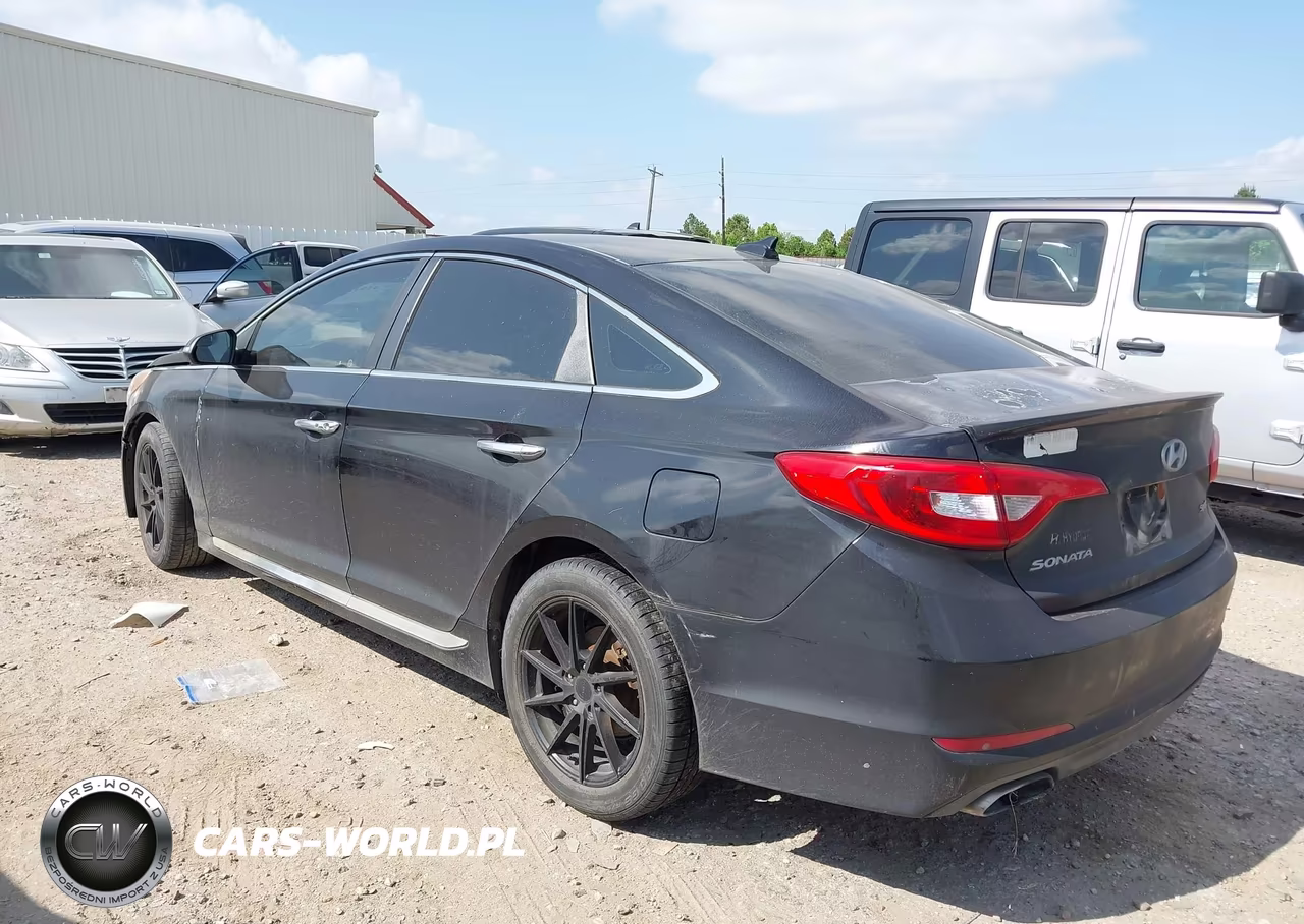 2016 Hyundai Sonata Sport VIN:5NPE34AF5GH374527 - 3