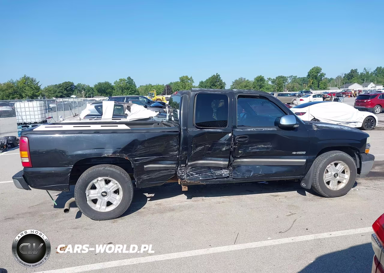 2002 Chevrolet Silverado 1500 Ls VIN:2GCEC19TX21317274 - 13