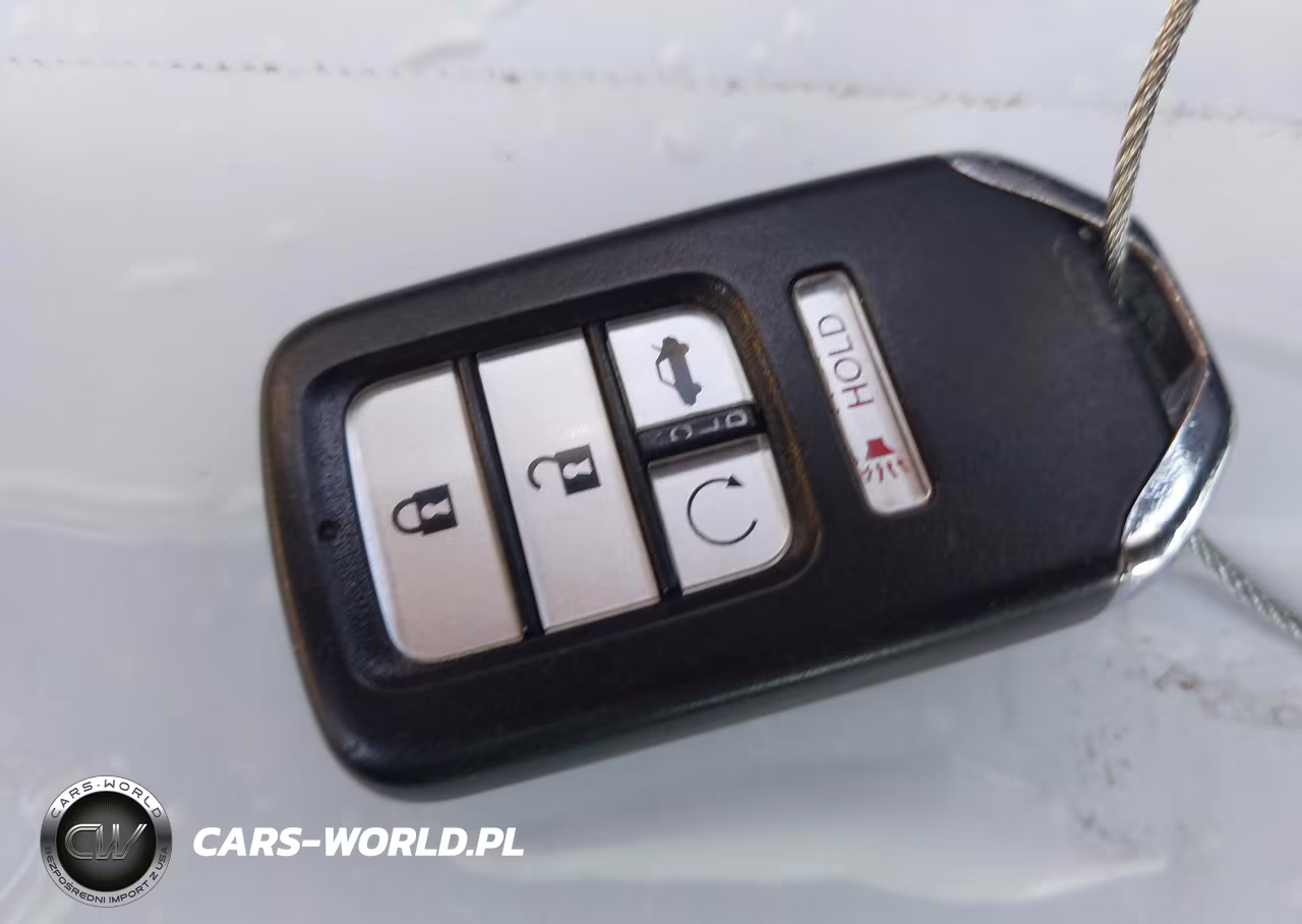 2018 Honda Accord Touring VIN:1HGCV1F94JA016418 - 11