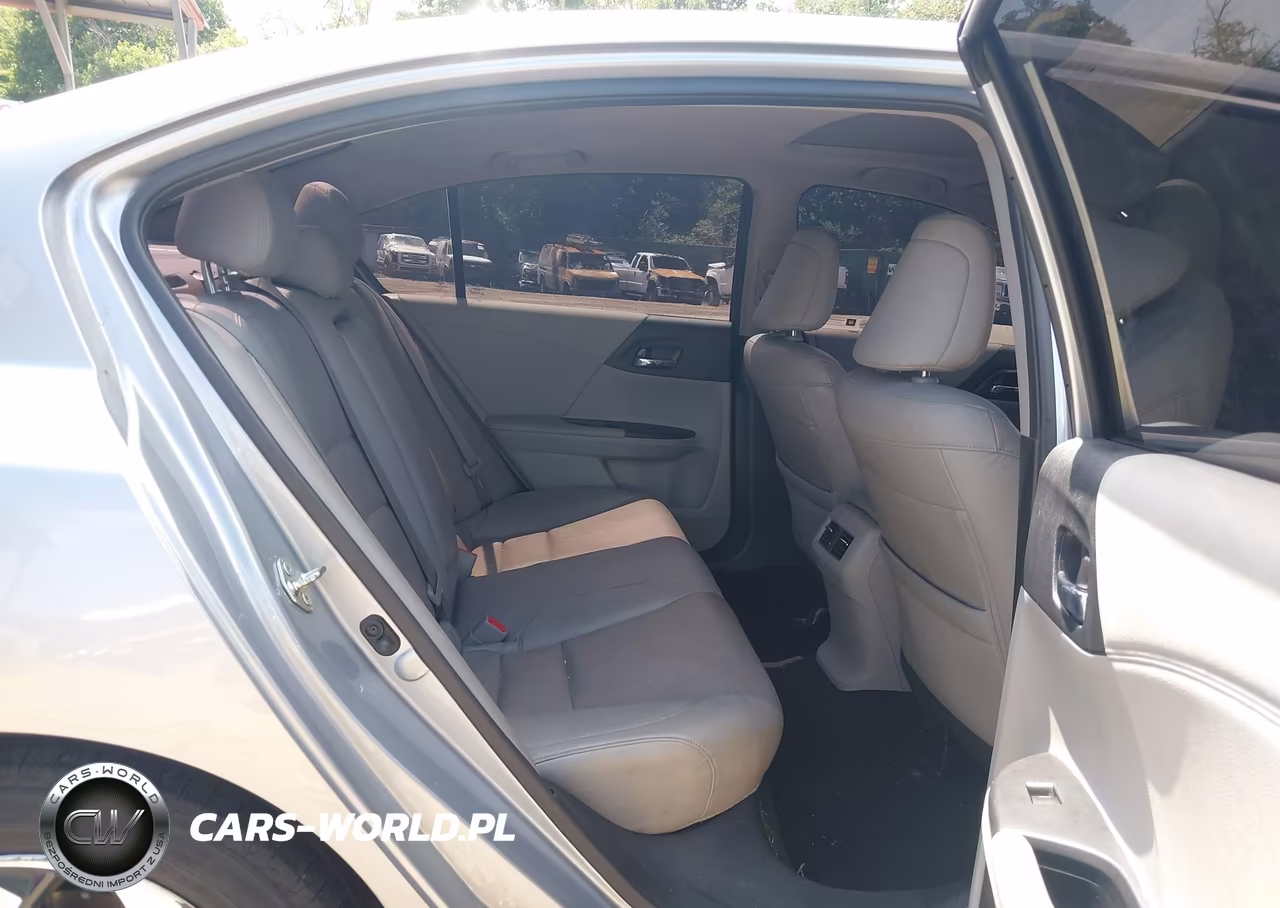 2017 Honda Accord Ex-L V6 VIN:1HGCR3F85HA024206 - 8