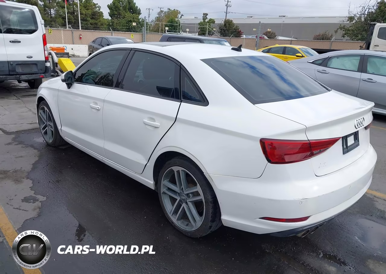 2020 Audi A3 Premium 40 Tfsi Front-Wheel Drive S Tronic VIN:WAUAUGFF7LA103845 - 3