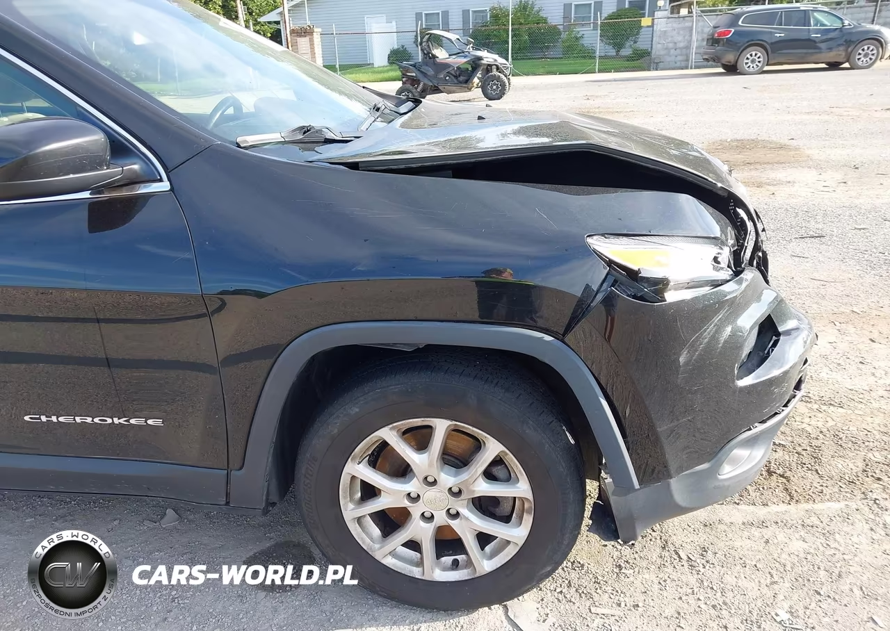 2017 Jeep Cherokee Latitude VIN:1C4PJMCS7HW562583 - 17