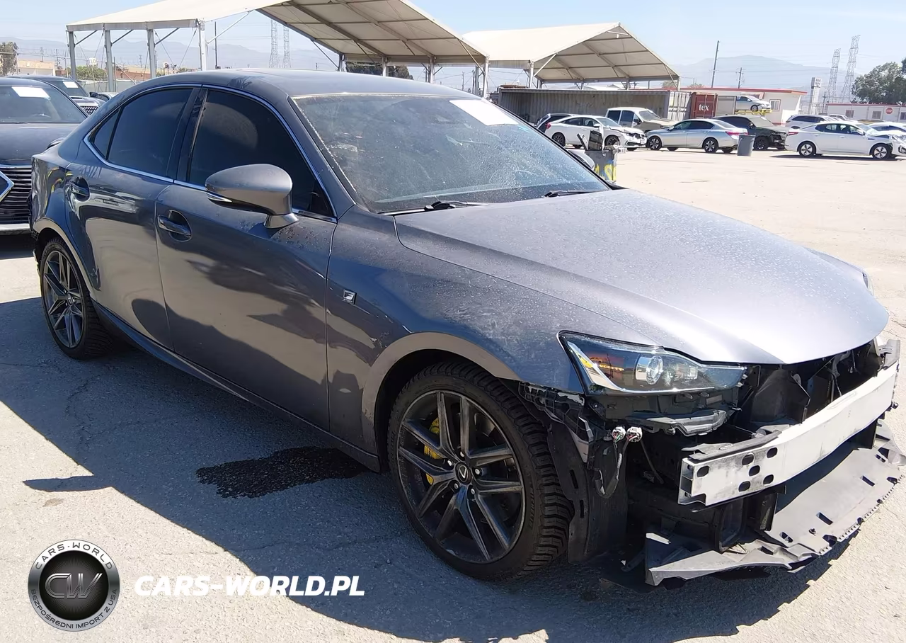 2018 Lexus Is 300 – zdjęcie 1 z 17