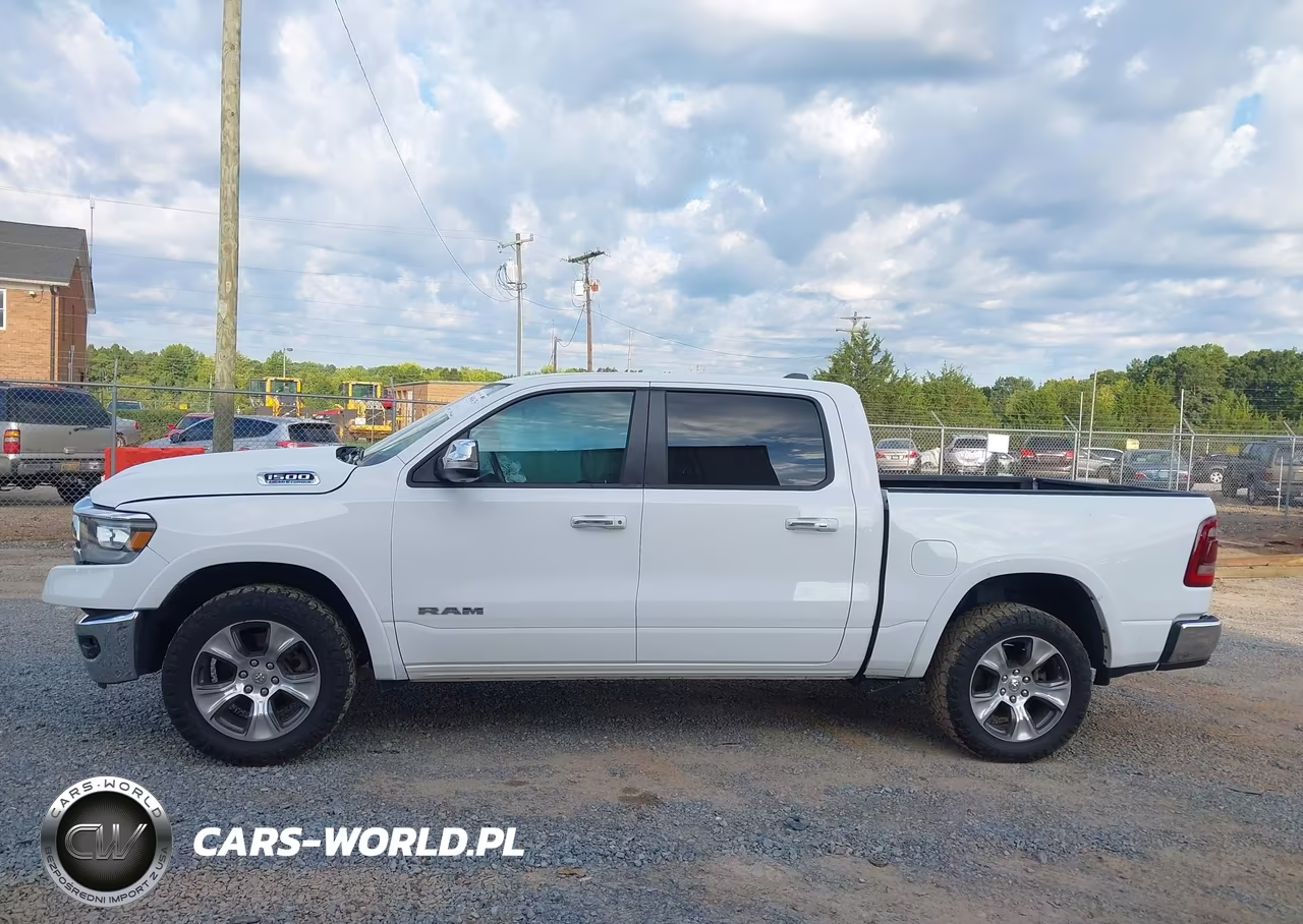 2021 Ram 1500 Laramie 4X4 5'7 Box VIN:1C6SRFJT8MN675623 - 14