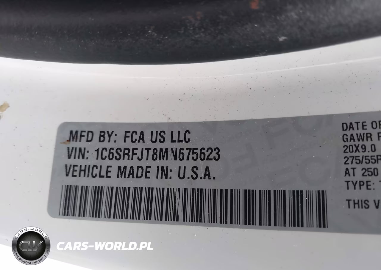 2021 Ram 1500 Laramie 4X4 5'7 Box VIN:1C6SRFJT8MN675623 - 9